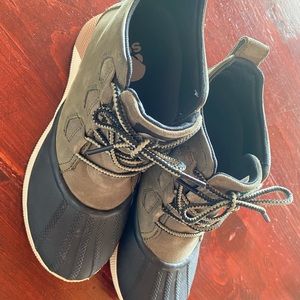 Sorel Out and About III Classic size 10 women’s